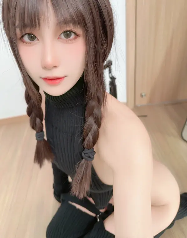 全身和裸足 - 布丁大法